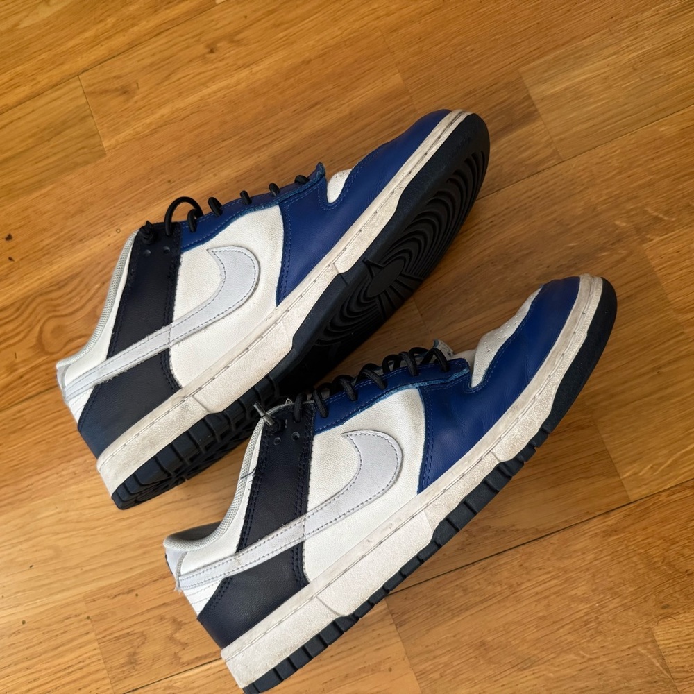 Nike White and Blue Sneakers